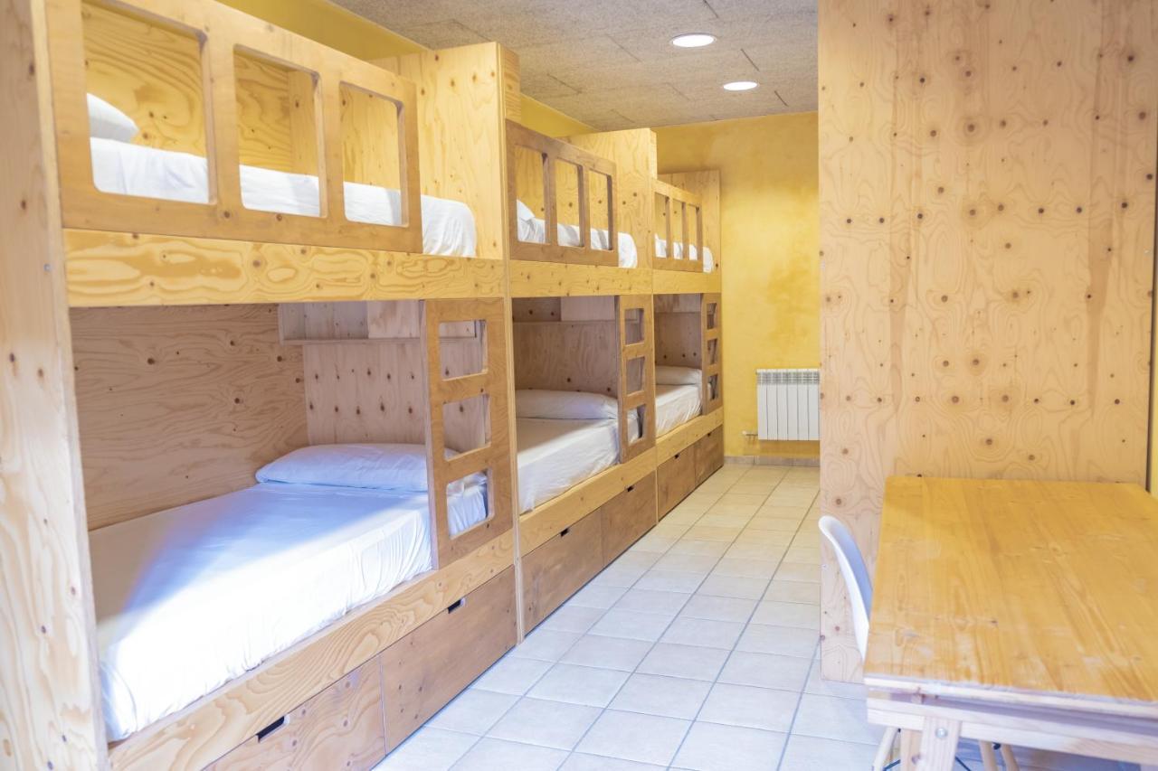 La Rectoria D'Albanya Hostel Εξωτερικό φωτογραφία