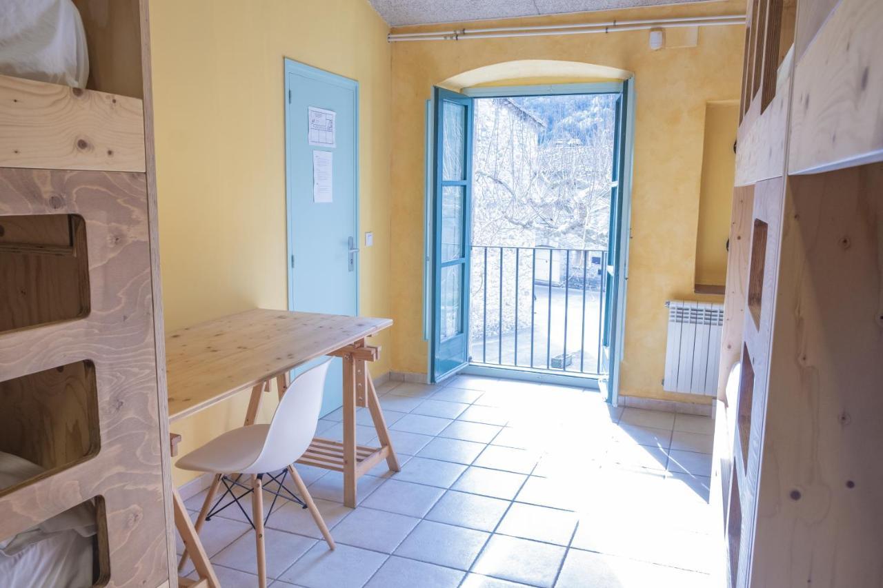 La Rectoria D'Albanya Hostel Εξωτερικό φωτογραφία